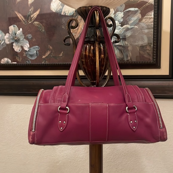 Cole Haan please check all picture of condition - Picture 4 of 16